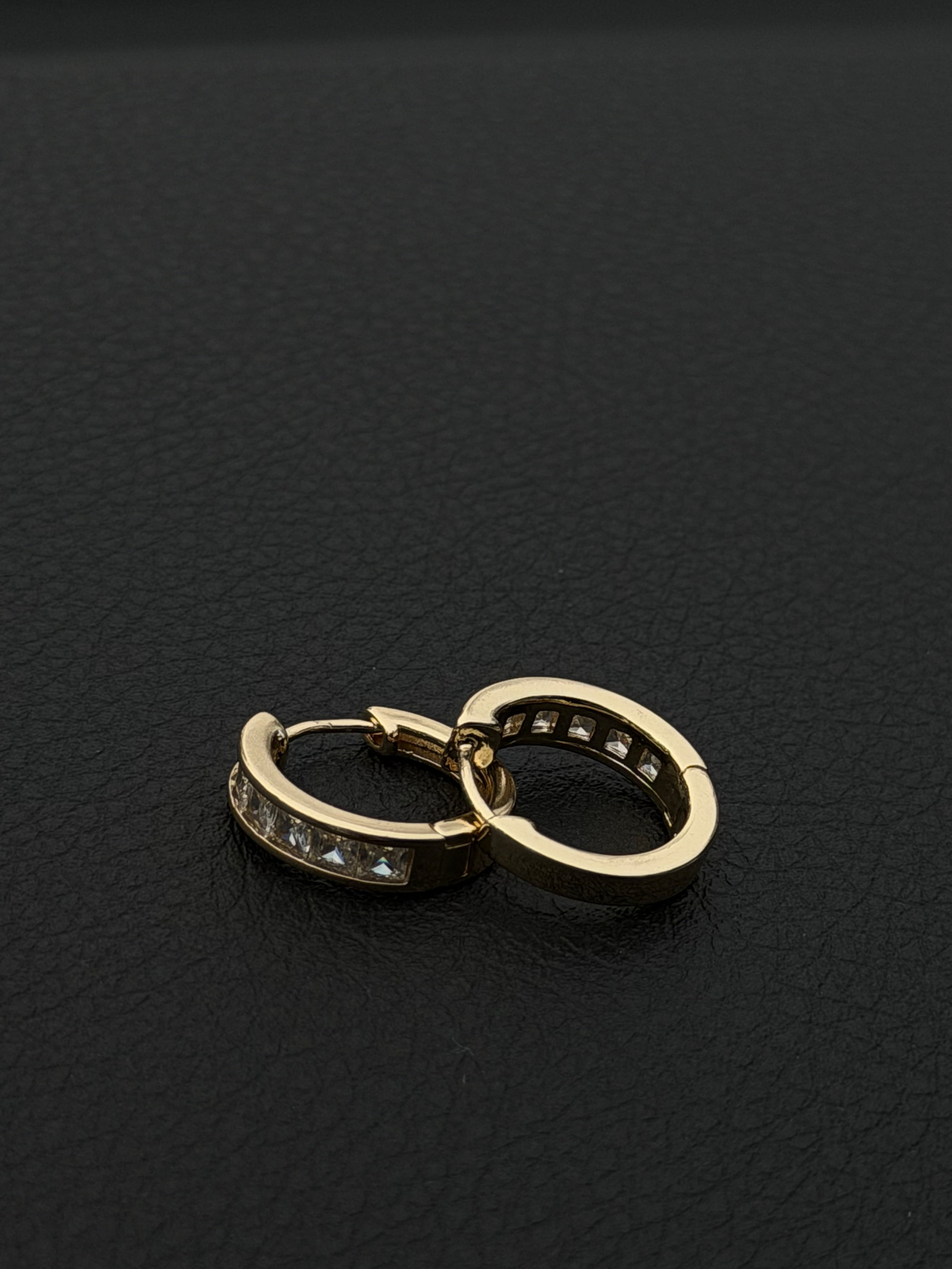 Елегантни Обеци 14К